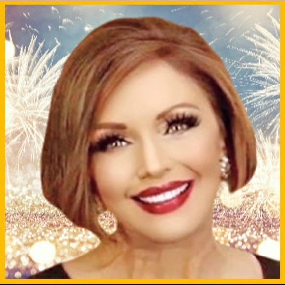 Meet the Posher @Victoria_hair_makeup_artist      Instagram - Picture 2 of 16